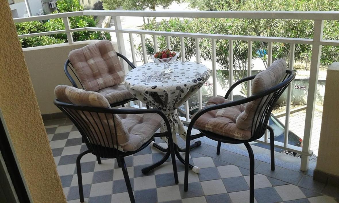 Apartman Loza Klek Εξωτερικό φωτογραφία